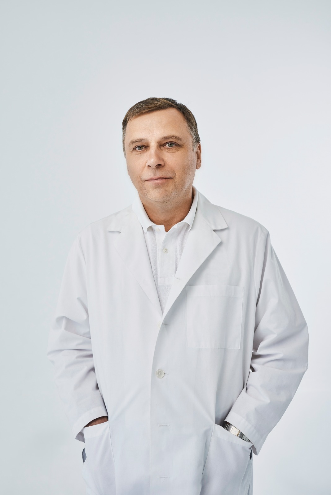About Lek. Norbert Karasiński